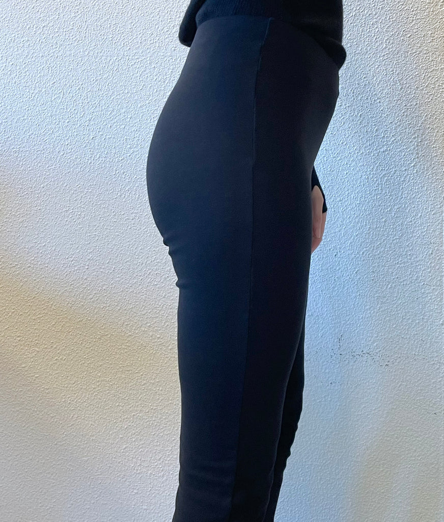 Flared stretch pants